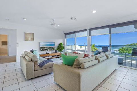 Expansive Ocean Views Sunrise Beach - Surfers Paradise Gold Coast 5