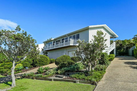Expansive Ocean Views Sunrise Beach - Surfers Paradise Gold Coast 3
