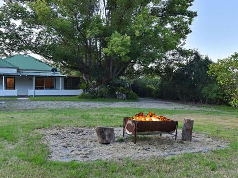 Tabitha Hill Cottage - Surfers Paradise Gold Coast 0