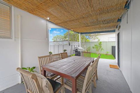 Frangipani Cottage - Surfers Paradise Gold Coast 2