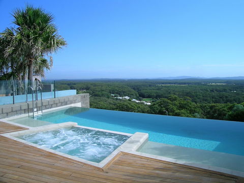 One Mile Retreat - Surfers Paradise Gold Coast 1