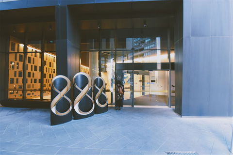 E-Waterside S Collection - Surfers Paradise Gold Coast 0