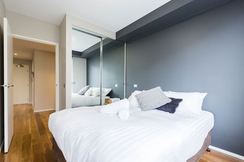 SANDRA, 1BDR Carlton Apartment - Surfers Paradise Gold Coast 3