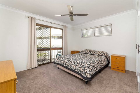 Great Location Close To Waterfront Shops Restaurants & Cafes. - Surfers Paradise Gold Coast 3