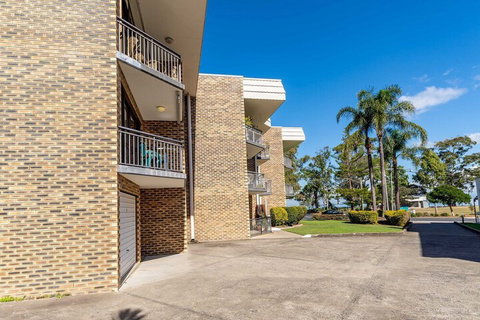 Great Location Close To Waterfront Shops Restaurants & Cafes. - Surfers Paradise Gold Coast 1