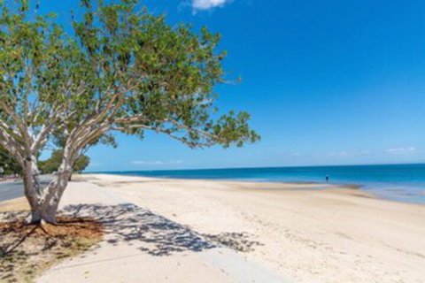 Spectacular Unit Overlooking Pumicestone Passage Welsby Pde Bongaree - Surfers Paradise Gold Coast 0