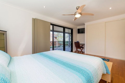 Magical Holiday Home Welsby Pde Bongaree - Surfers Paradise Gold Coast 5
