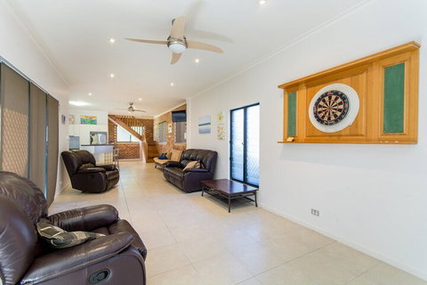 Magical Holiday Home Welsby Pde Bongaree - Surfers Paradise Gold Coast 7