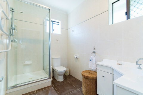 Magical Holiday Home Welsby Pde Bongaree - Surfers Paradise Gold Coast 4