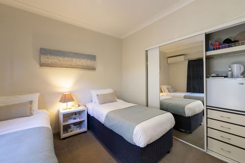 Beach House Bed & Breakfast - Surfers Paradise Gold Coast 3