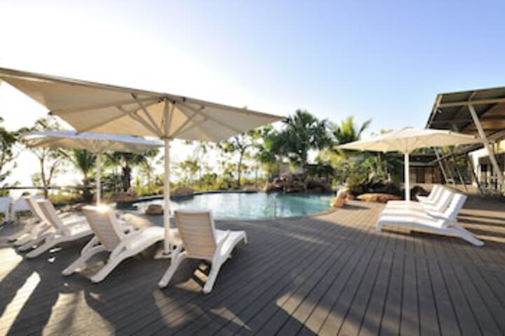 Alyangula NT Surfers Paradise Gold Coast