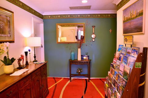 Palms Bed & Breakfast - Surfers Paradise Gold Coast 2