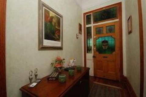 Above Bored Bed & Breakfast - Surfers Paradise Gold Coast 4