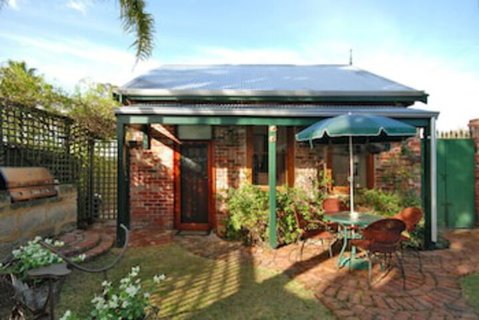 Above Bored Bed & Breakfast - Surfers Paradise Gold Coast 0