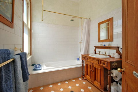 Above Bored Bed & Breakfast - Surfers Paradise Gold Coast 6