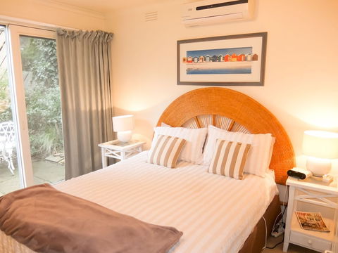 Beachwalk Cottage - Surfers Paradise Gold Coast 0