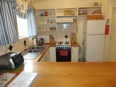 Beachwalk Cottage - Surfers Paradise Gold Coast 2
