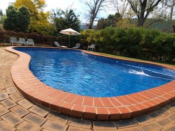 Bright Highland Valley Cottages - Surfers Paradise Gold Coast 2