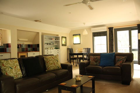 Merrimeet Cottages - Surfers Paradise Gold Coast 4