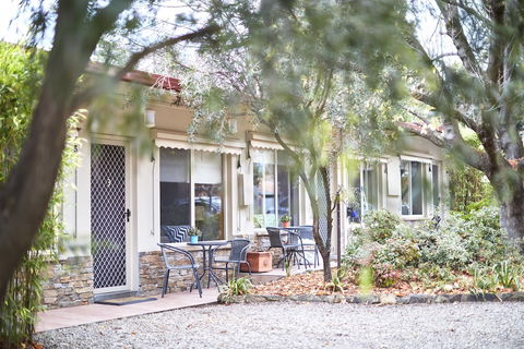 Goldfield Holiday Units - Surfers Paradise Gold Coast 1
