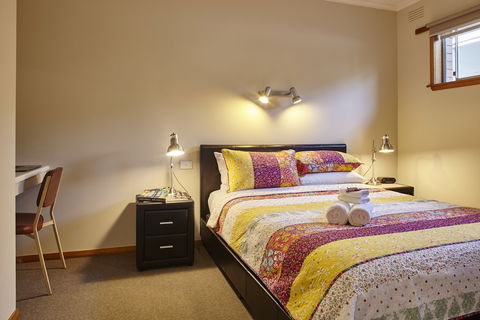 Goldfield Holiday Units - Surfers Paradise Gold Coast 3