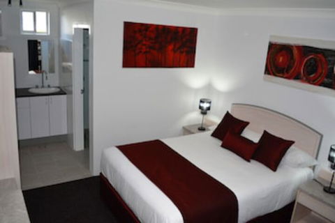 Alabaster Motor Inn Taree - Surfers Paradise Gold Coast 0