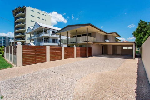 City-ville Luxury Apartments & Motel - Surfers Paradise Gold Coast 2
