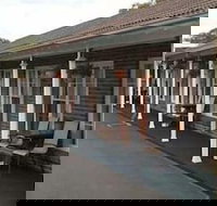 George Bass Motor Inn - Surfers Paradise Gold Coast