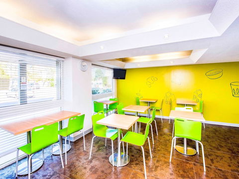 Ibis Budget Newcastle - Surfers Paradise Gold Coast 2