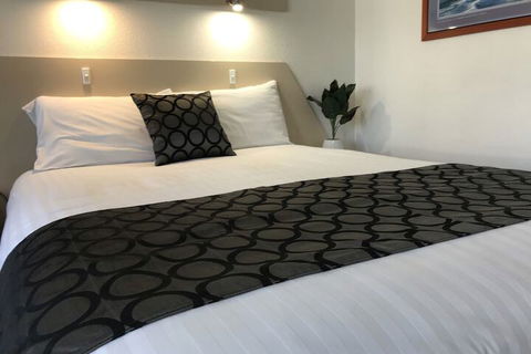 Cobb Inlander Motel - Surfers Paradise Gold Coast 6