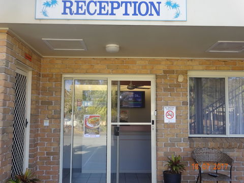 Forster Palms Motel - Surfers Paradise Gold Coast 2