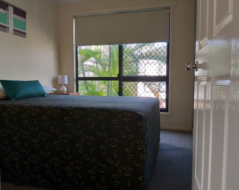 Emerald Motel Apartments - Surfers Paradise Gold Coast 4