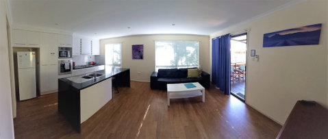 Emerald Motel Apartments - Surfers Paradise Gold Coast 3