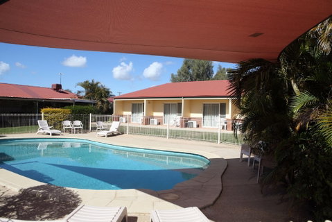 Emerald Explorers Inn - Surfers Paradise Gold Coast 1