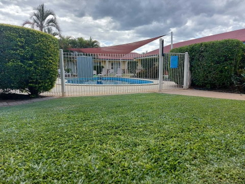 Emerald Explorers Inn - Surfers Paradise Gold Coast 2