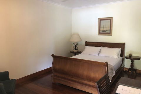 Daintree Manor Bed & Breakfast - Surfers Paradise Gold Coast 2