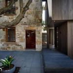 Blue Magnolia - Surfers Paradise Gold Coast 0
