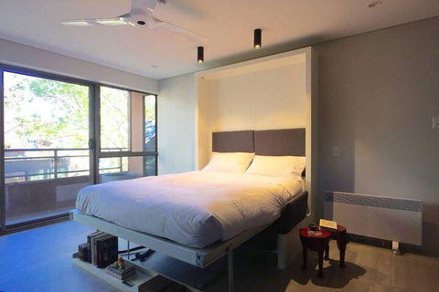 Meticulously Designed Sydney Aptmnt - Surfers Paradise Gold Coast 6