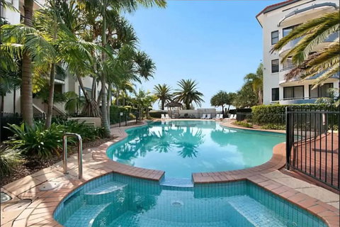 Gold Coast Apartment At Sandcastles On Broadwater - Surfers Paradise Gold Coast 3
