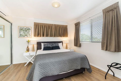 City Stadium Apartment On The Riverfront - Surfers Paradise Gold Coast 2