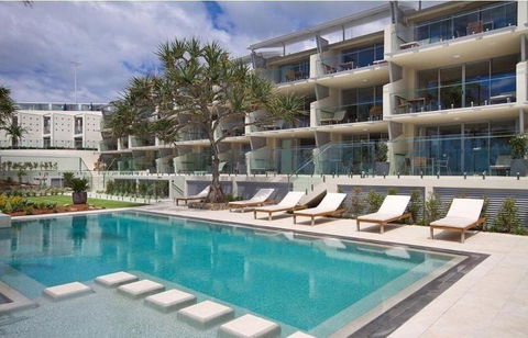 Fairshore 28 - Surfers Paradise Gold Coast 1