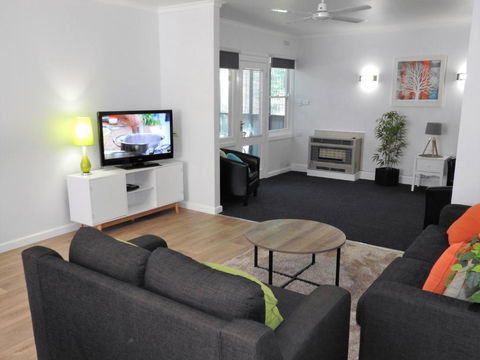 Wattle Grove Villa - Surfers Paradise Gold Coast 6