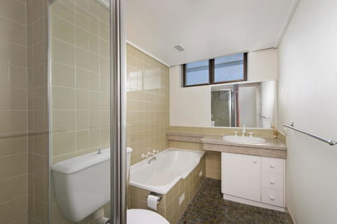 Tasman Towers 5 3 Munster Street - Surfers Paradise Gold Coast 3