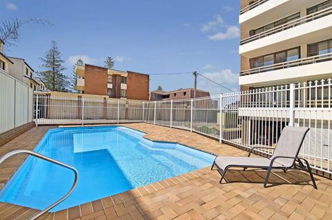 Akuna 20 6 Joffre Street - Surfers Paradise Gold Coast 6