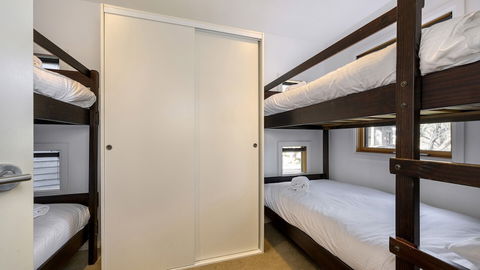 Dandongale - Surfers Paradise Gold Coast 5