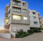 Deepwater Cove Unit 1 68 Lower Gay Tce Bulcock Beach - Surfers Paradise Gold Coast