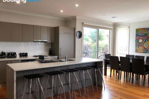 Taboga 3 Bedroom 3 Bathroom Villia - Surfers Paradise Gold Coast 5