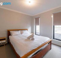 Averys Retreat - Surfers Paradise Gold Coast