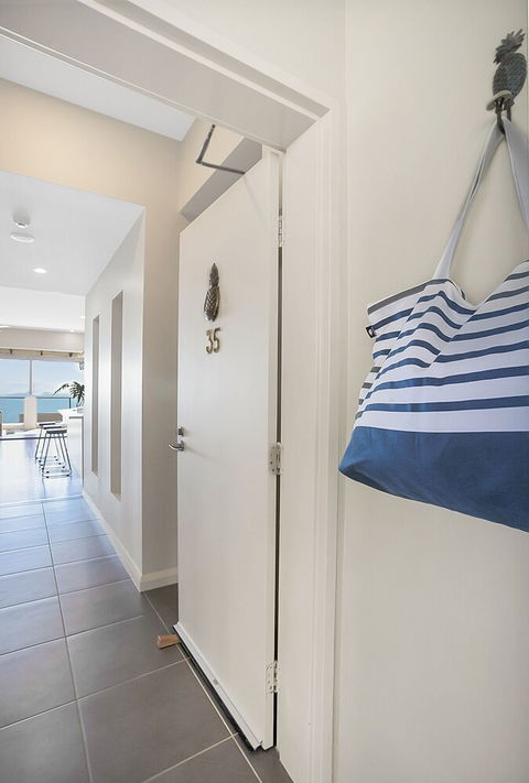 UNIT 35 Whitsundays - Surfers Paradise Gold Coast 0