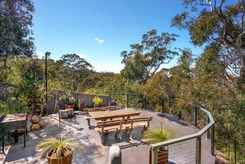 Arana Wentworth Falls - Surfers Paradise Gold Coast 3
